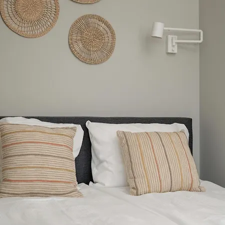 Bright Browary Wroclawskie With Parking By Renters