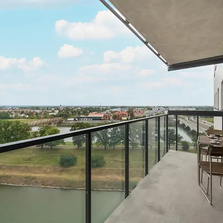 Bright Browary Wroclawskie With Parking By Renters Daire Wroclaw